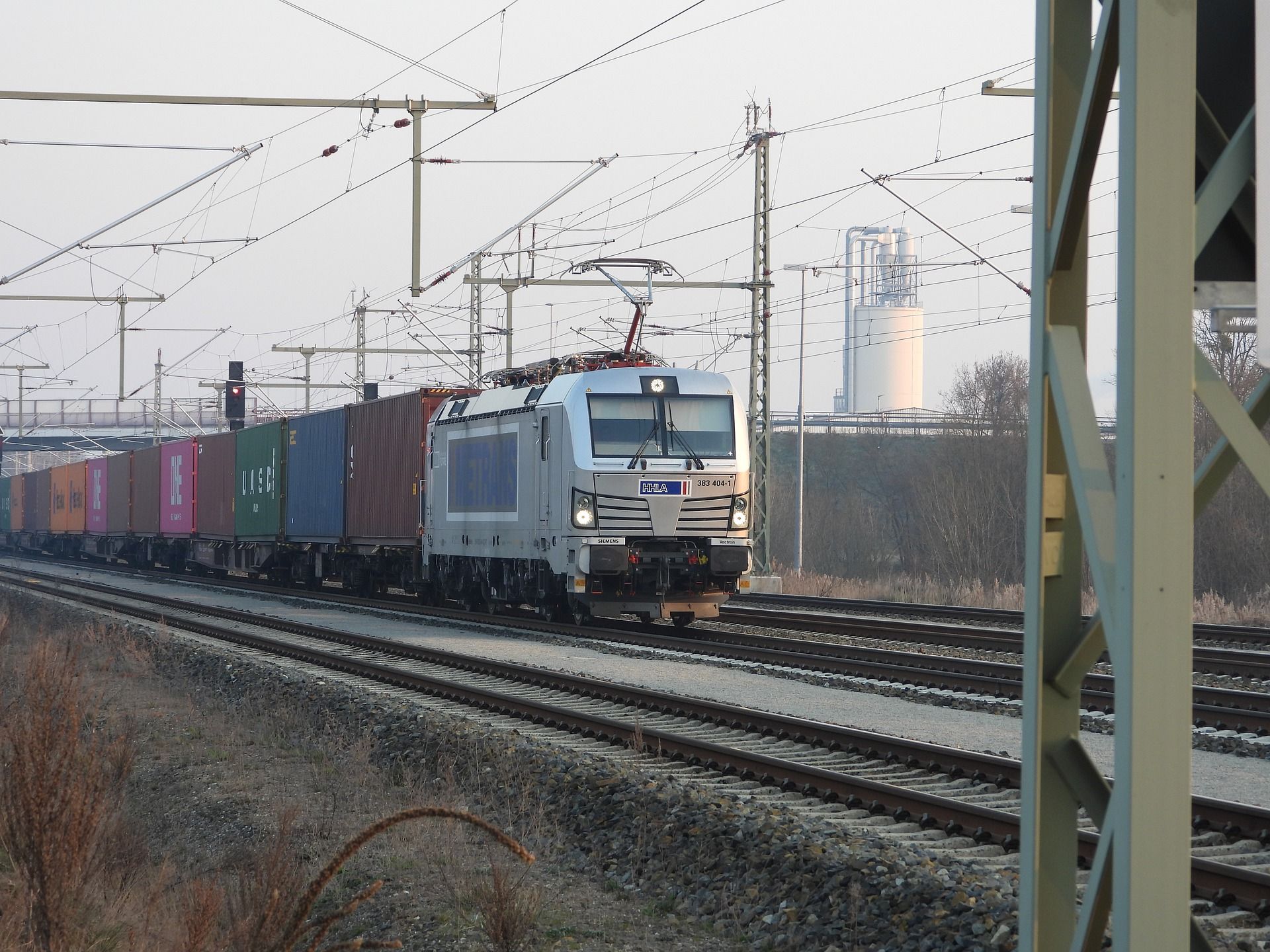 FreightWaves SONAR adds Intermodal Savings Versus Truckload (IMCS) tickers